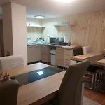 Fenyofa Vendeghaz Penzion 3*