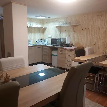 Fenyofa Vendeghaz Pensjonat 3*