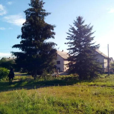 Fenyofa Vendeghaz * Szilvasvarad