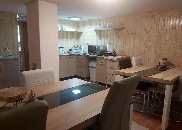 Fenyőfa Pensión 3*